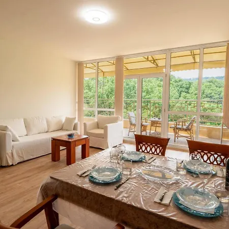 Spacious In Golden Sands