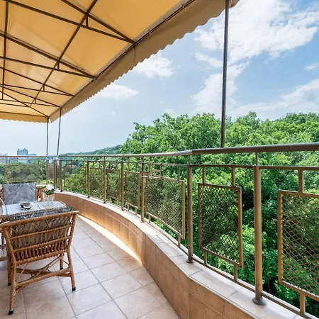 Spacious In Golden Sands Appartamento Varna
