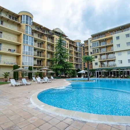 Spacious In Golden Sands * فارنا